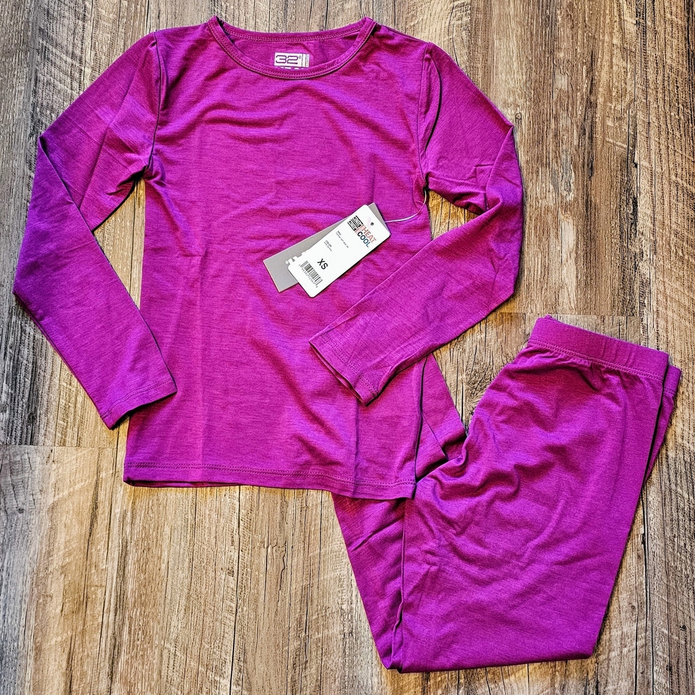NWT 32 Degrees Heat Cool XS Ripe Berry Base Layer Set